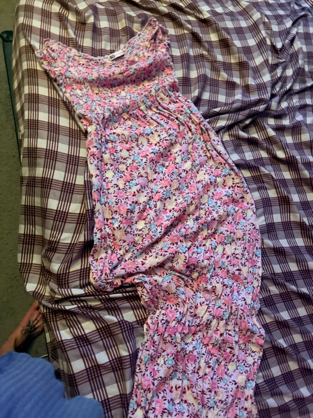 Floral Maxi dress size small women's.💕🌸 New without tags.